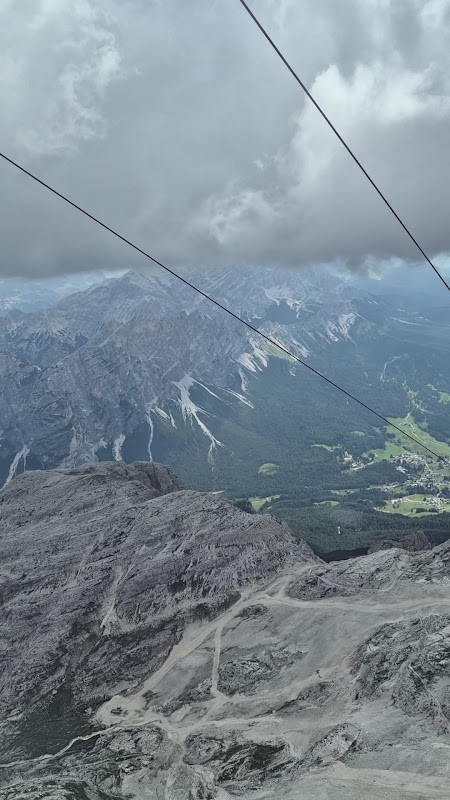 Image of Freccia nel Cielo cable car to Cima Tofana
