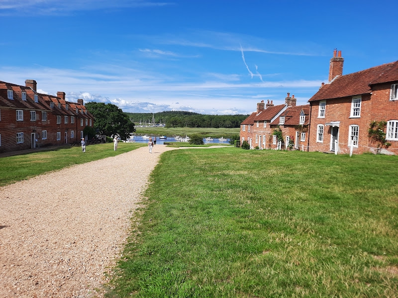 Image of Beaulieu and Buckler’s Hard footpath