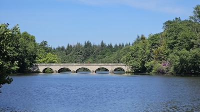 Image of Five Arch Bridge