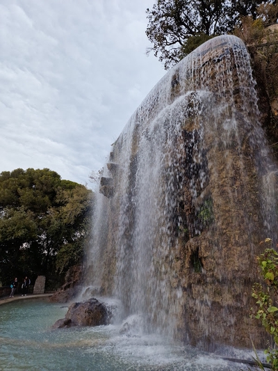 Image of Waterfall at Castle Hill