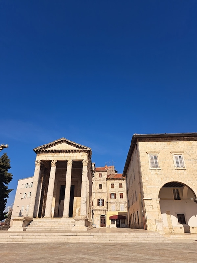 Image of Forum