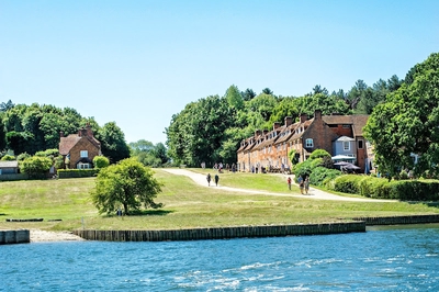 Image of Beaulieu and Buckler’s Hard footpath