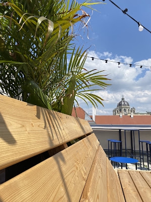 Image of Leandra Bar